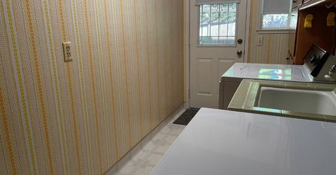 61 Saratoga Cir, Sacramento, CA 95864 Photo