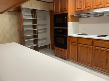 61 Saratoga Cir, Sacramento, CA 95864 Photo