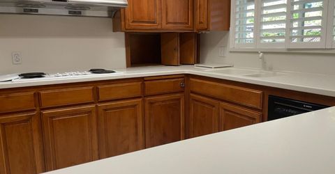 61 Saratoga Cir, Sacramento, CA 95864 Photo