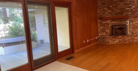 61 Saratoga Cir, Sacramento, CA 95864 Photo