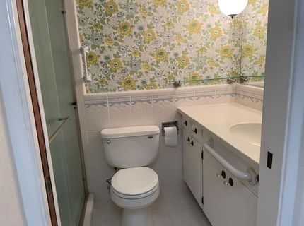 61 Saratoga Cir, Sacramento, CA 95864 Photo