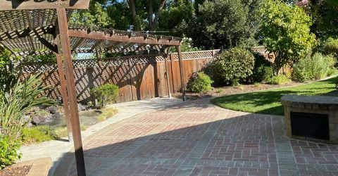 61 Saratoga Cir, Sacramento, CA 95864 Photo