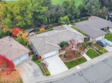 61 Saratoga Cir, Sacramento, CA 95864 Photo