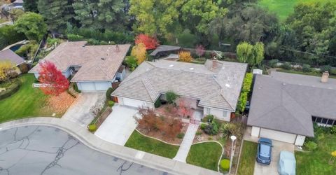 61 Saratoga Cir, Sacramento, CA 95864 Photo