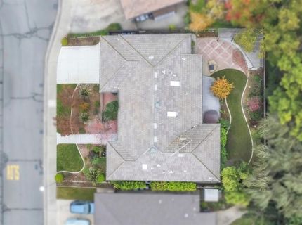 61 Saratoga Cir, Sacramento, CA 95864 Photo