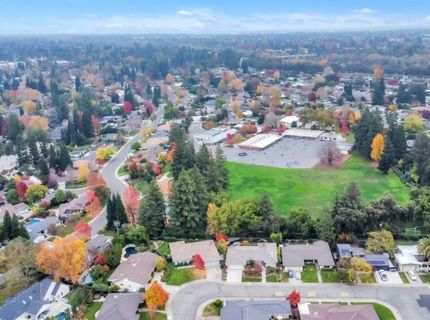 61 Saratoga Cir, Sacramento, CA 95864 Photo