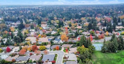 61 Saratoga Cir, Sacramento, CA 95864 Photo