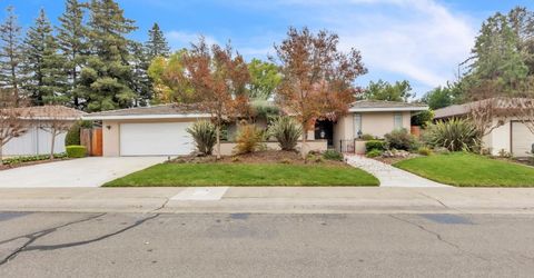 61 Saratoga Cir, Sacramento, CA 95864 Photo
