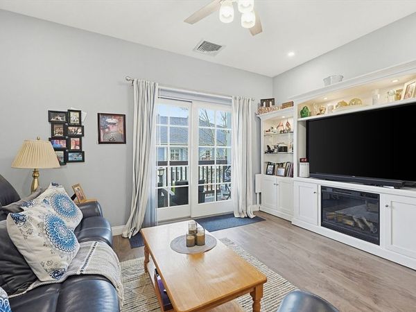 501 Commerce Dr, Unit 308, Braintree, MA 02184