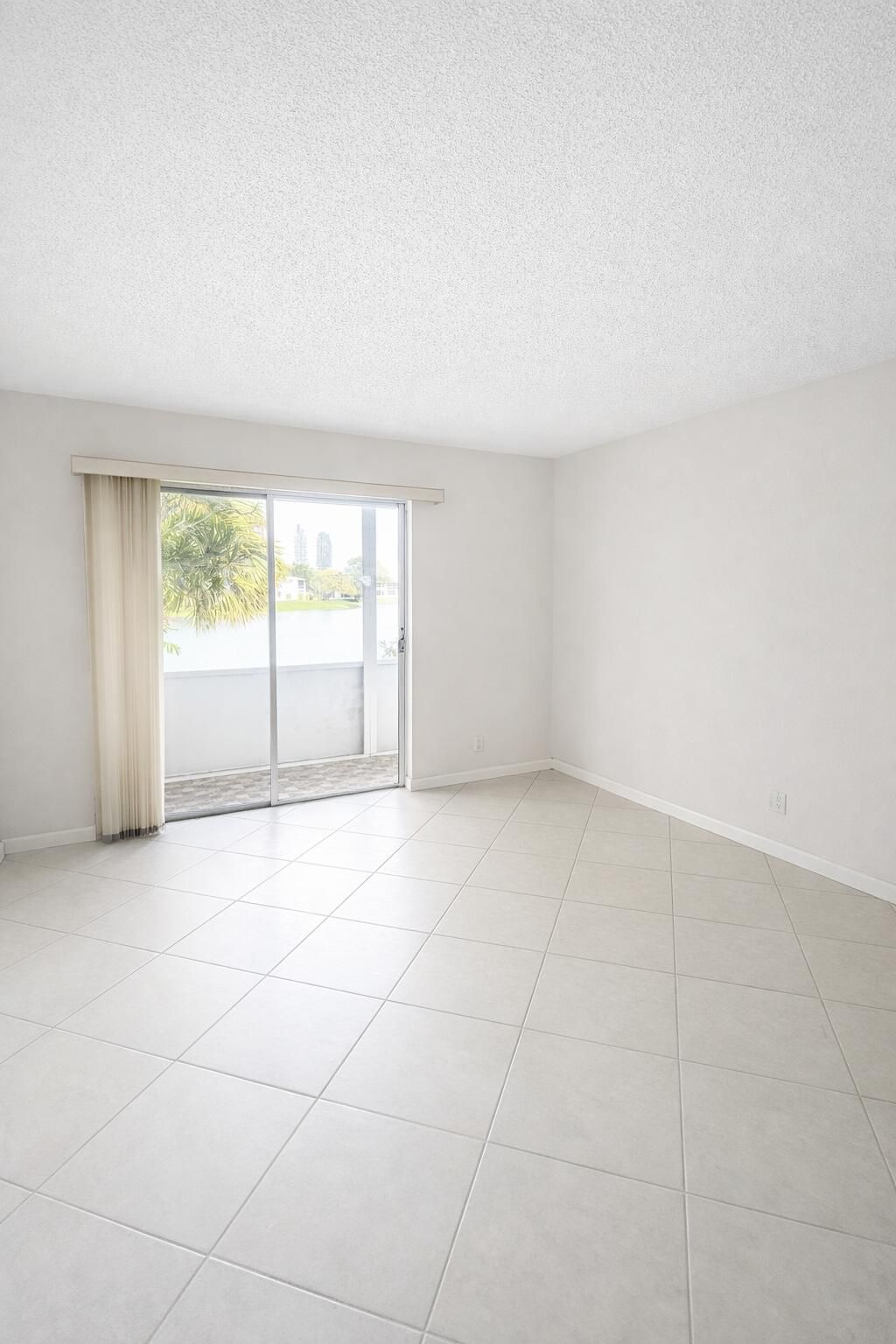 222 Somerset L, West Palm Beach, FL 33417 Photo