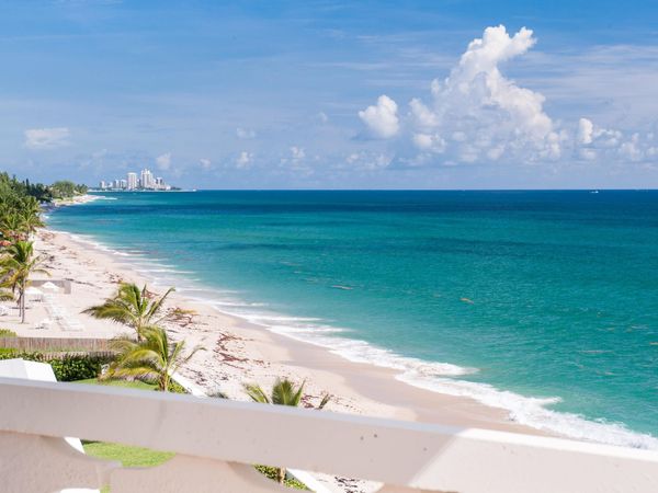 100 Sunrise Avenue, Unit 404, Palm Beach, FL 33480