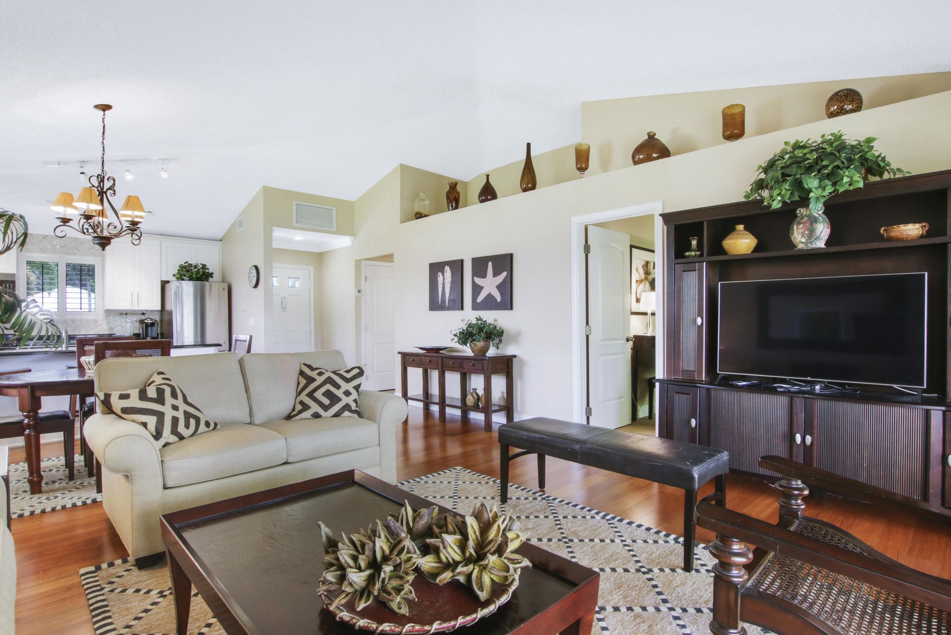 915 Club Drive, Palm Beach Gardens, FL 33418 Photo