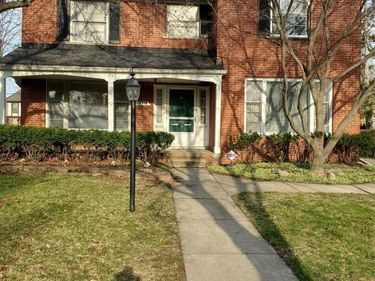 16214 Shaftsbury Avenue, Detroit, MI 48219