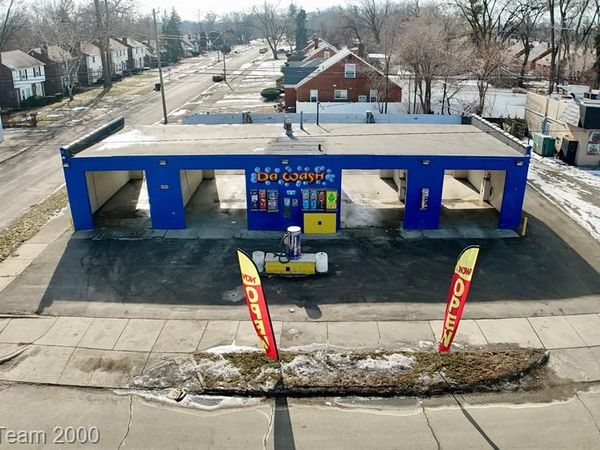 19501 PLYMOUTH Road, Detroit, Mi 48228