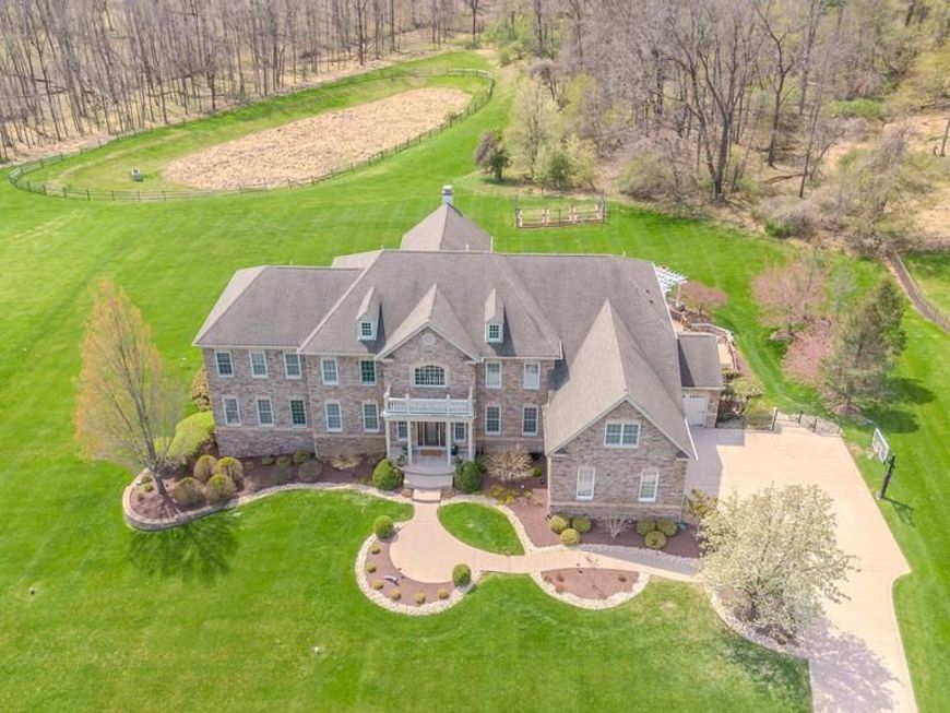 24 Hayhurst Drive, Newtown, PA 18940 Main Photo