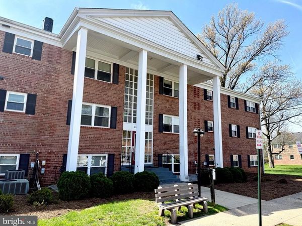120 8 WASHINGTON STREET NE , Unit 9, LEESBURG, VA 20176