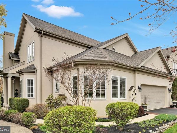 728 WOODFIELD DRIVE, LITITZ, PA 17543