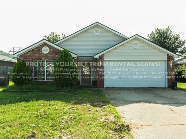 1348 Jasmine Lane, Fayetteville, AR 72704
