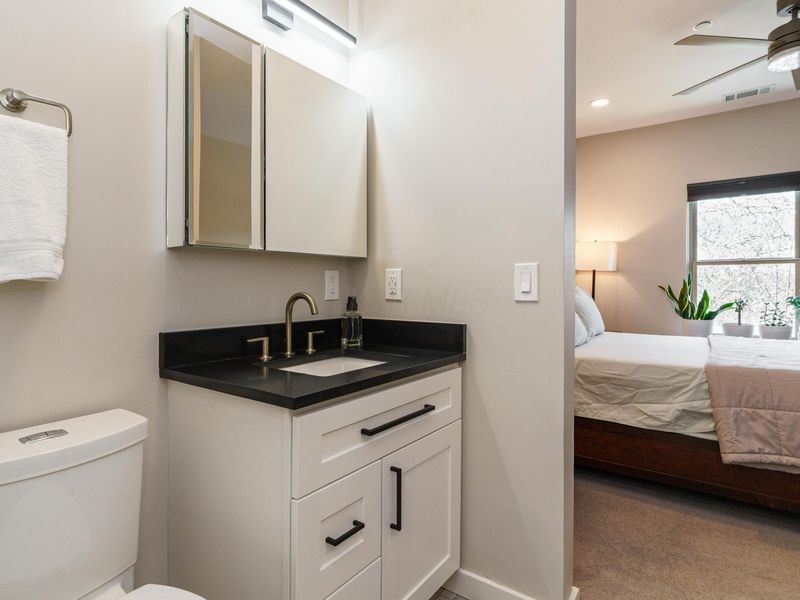 53 Buttles Avenue , Columbus, OH 43215 Photo 19