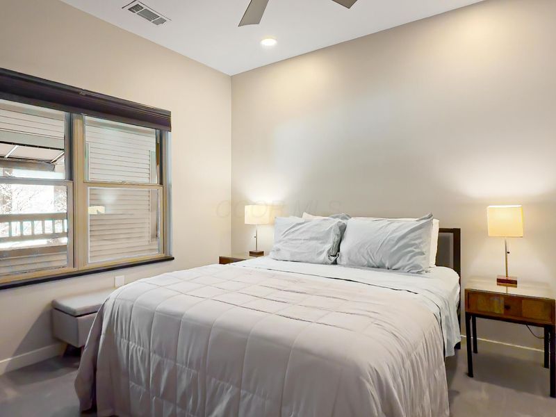 53 Buttles Avenue , Columbus, OH 43215 Photo 22