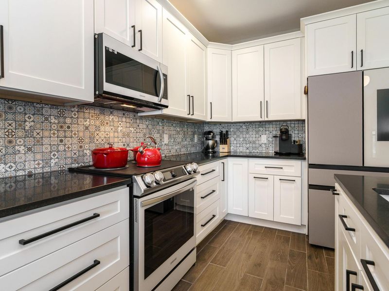 53 Buttles Avenue , Columbus, OH 43215 Photo 7