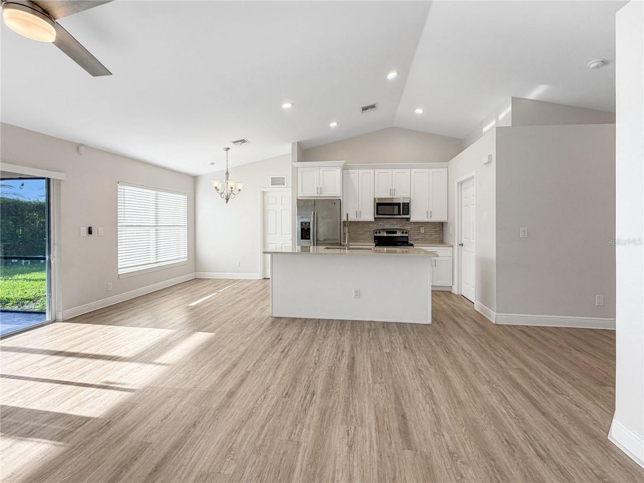629 NW 17th Place, Cape Coral, FL 33993 Photo