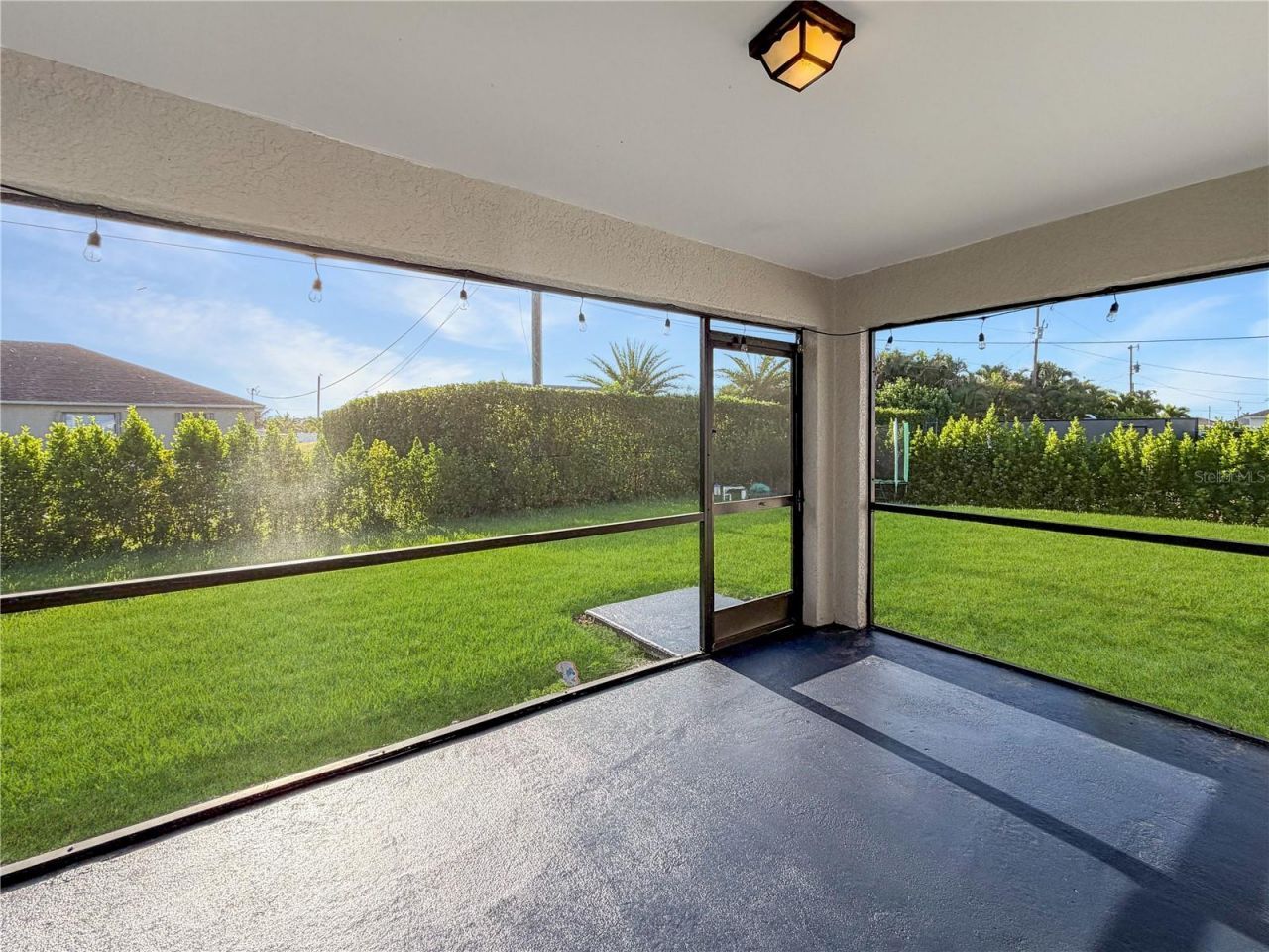629 NW 17th Place, Cape Coral, FL 33993 Photo