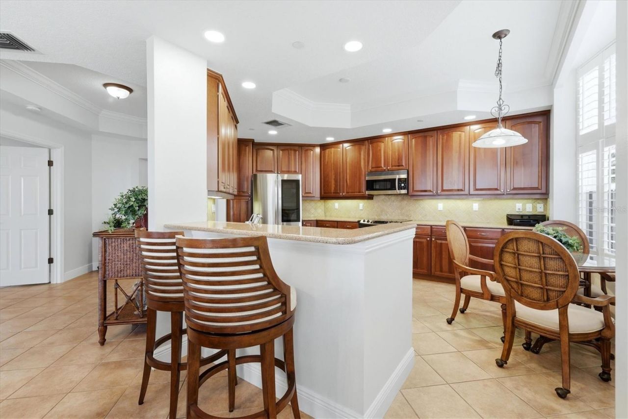 6360 Watercrest Way , Unit 201, Lakewood Ranch, FL 34202 Photo