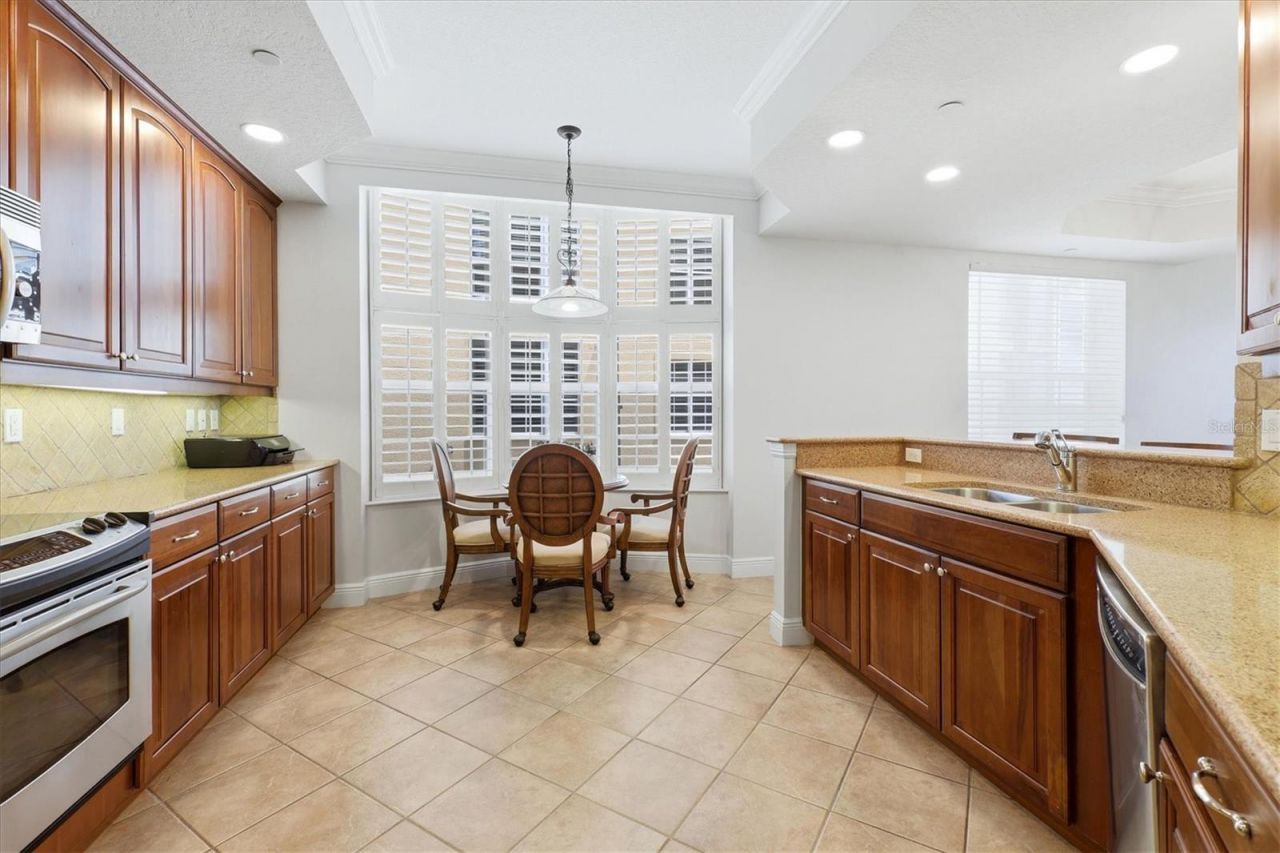 6360 Watercrest Way , Unit 201, Lakewood Ranch, FL 34202 Photo