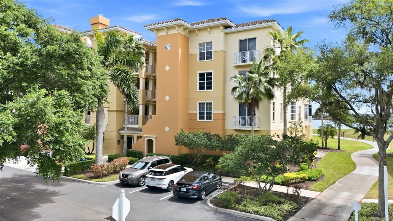 6360 Watercrest Way , Unit 201, Lakewood Ranch, FL 34202 Photo