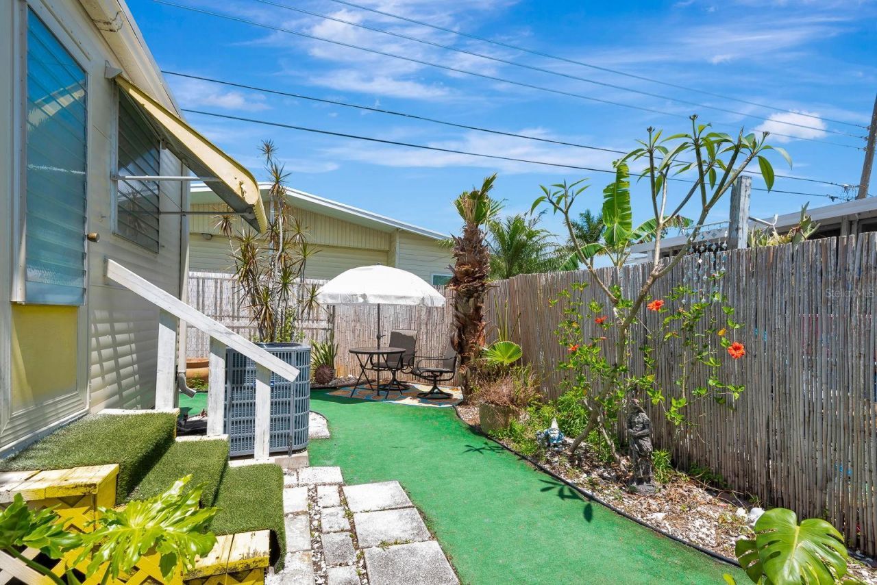 515 50th Avenue Terrace W, Bradenton, FL 34207 Photo