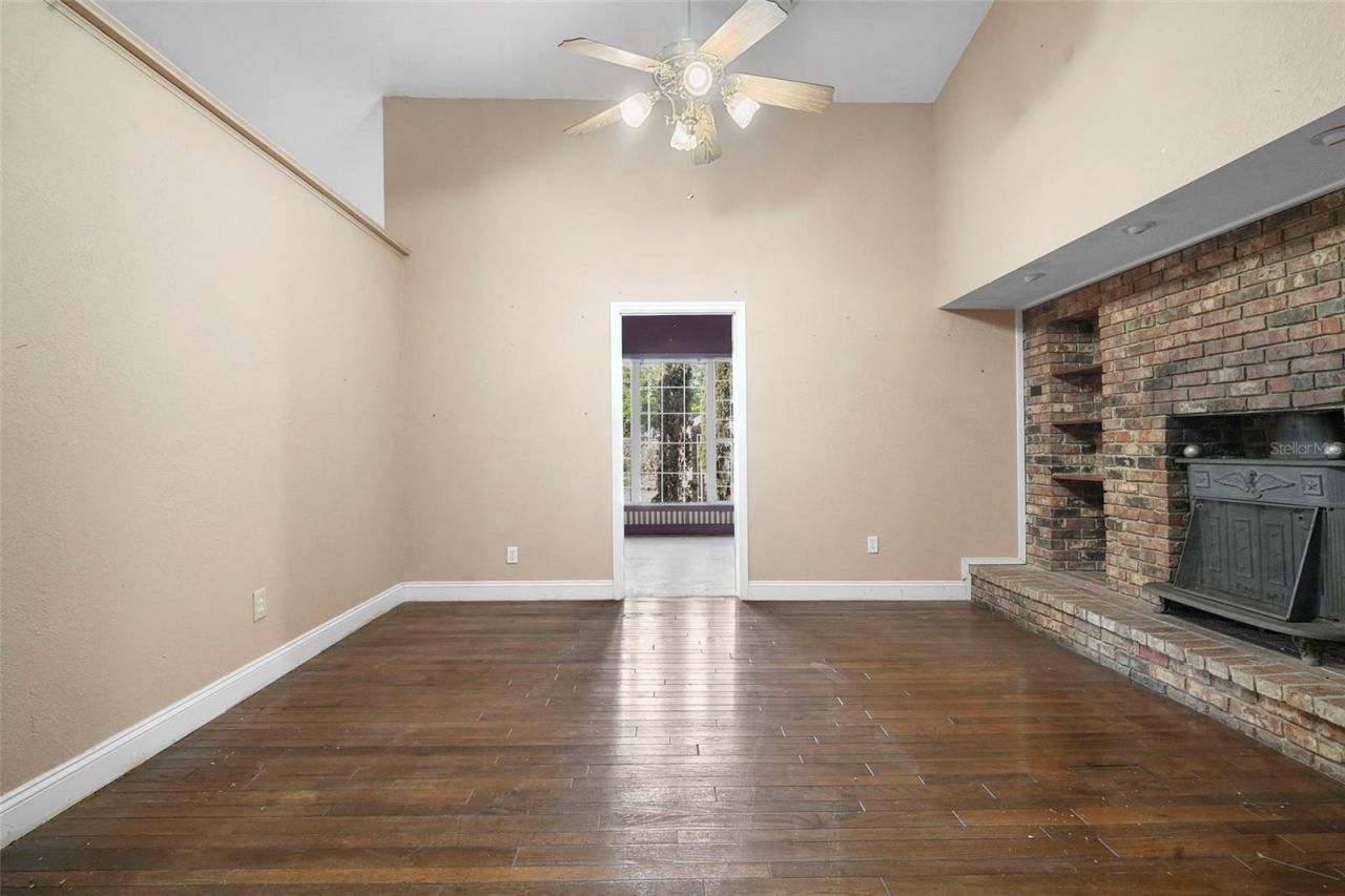 227 S Hawthorne Avenue, Apopka, FL 32703 Photo