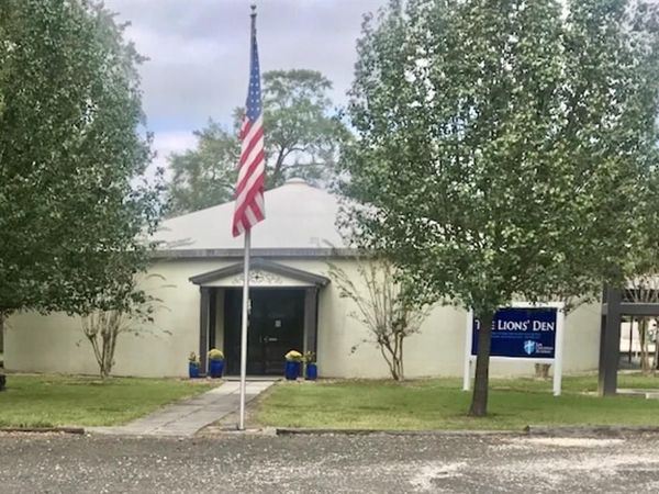 432 Michigan Avenue, Sulphur, LA 70663