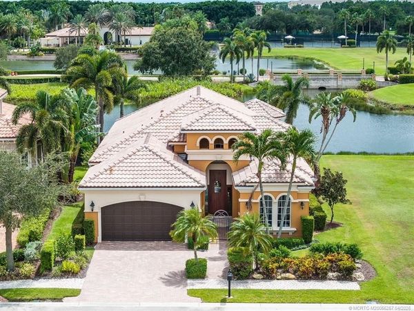 130 SE Bella Strano, Port St Lucie, FL 34984