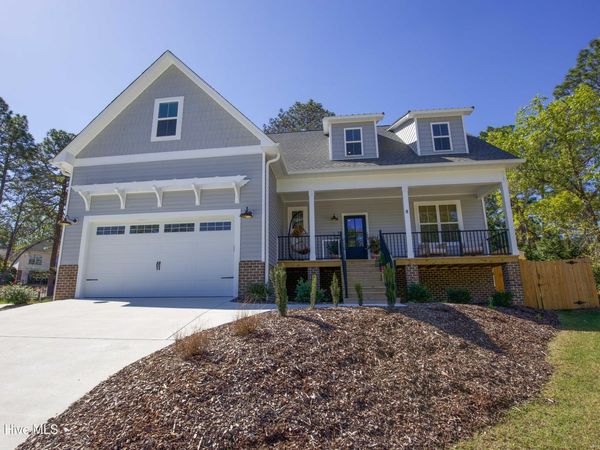 8 Raintree Court, Pinehurst, NC 28374