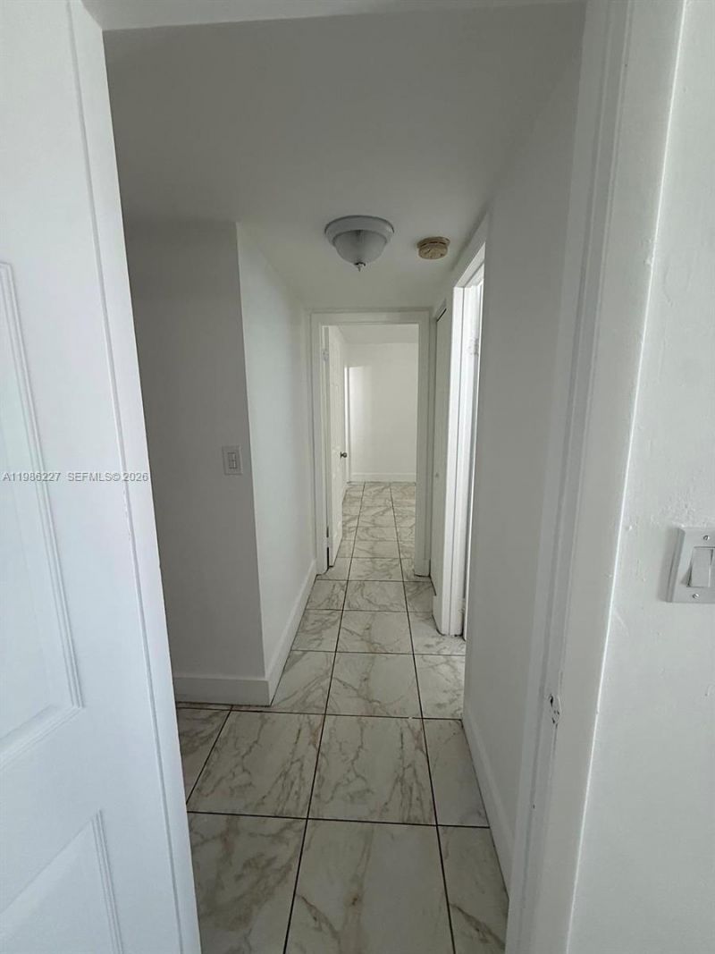 10393 N Kendall Dr, Unit U7, Miami, FL 33176 Photo