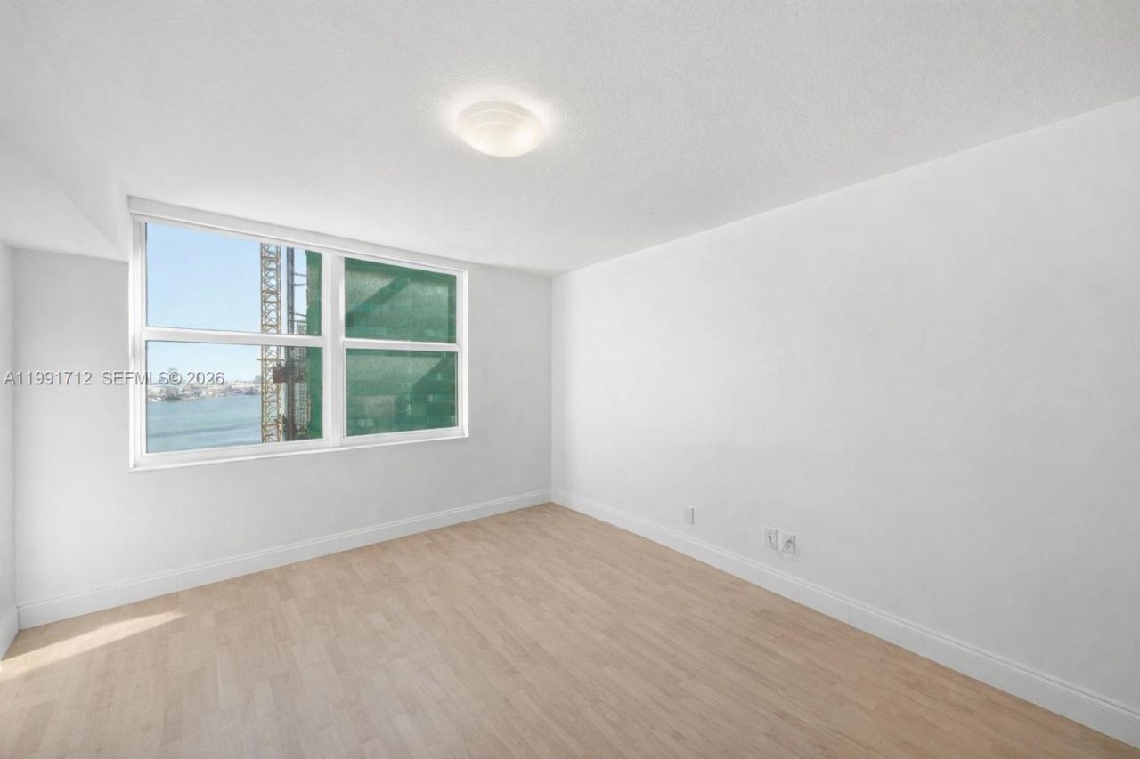 31 SE 5th St, Unit 2604, Miami, FL 33131 Photo