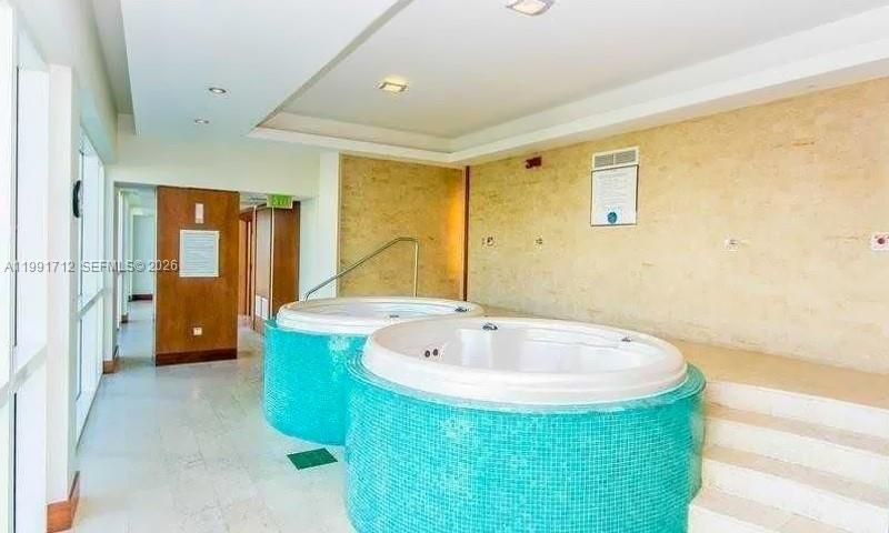 31 SE 5th St, Unit 2604, Miami, FL 33131 Photo