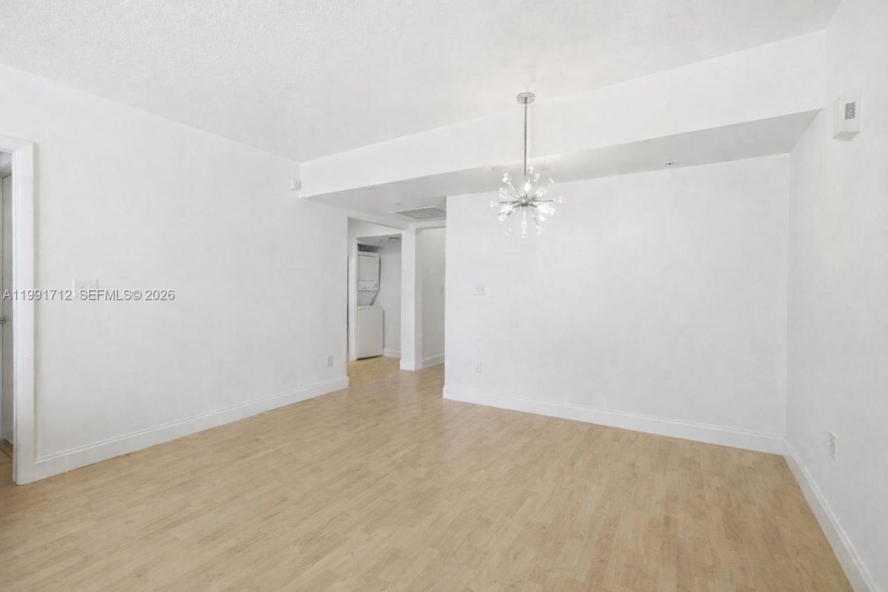 31 SE 5th St, Unit 2604, Miami, FL 33131 Photo