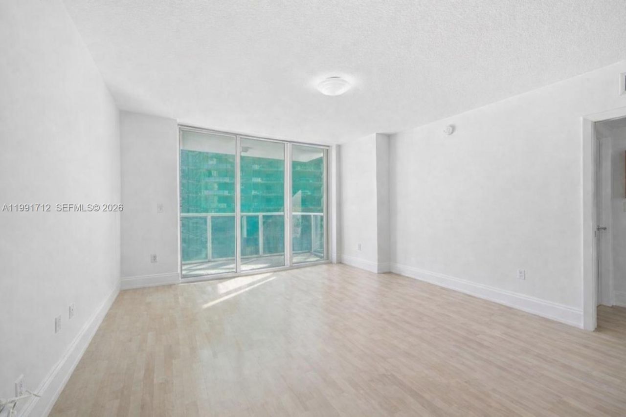 31 SE 5th St, Unit 2604, Miami, FL 33131 Photo