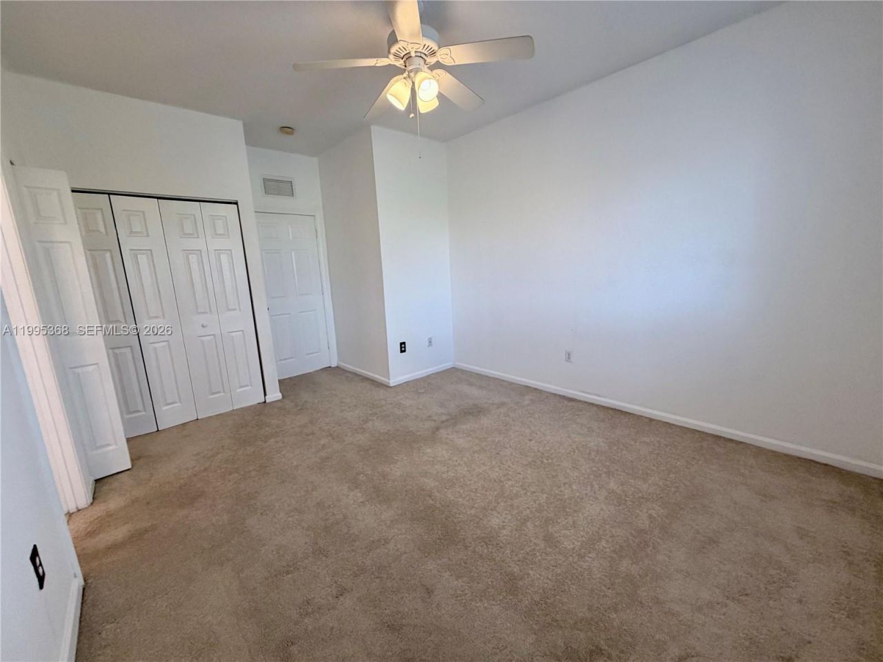 5747 Isles Cir, Unit 5747, Tamarac, FL 33321 Photo