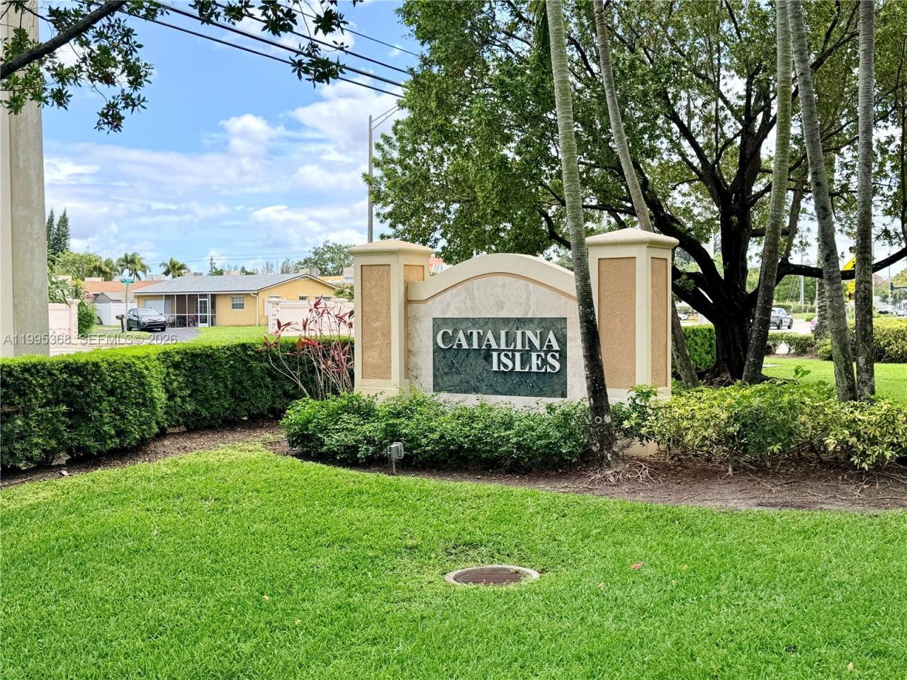 5747 Isles Cir, Unit 5747, Tamarac, FL 33321 Photo