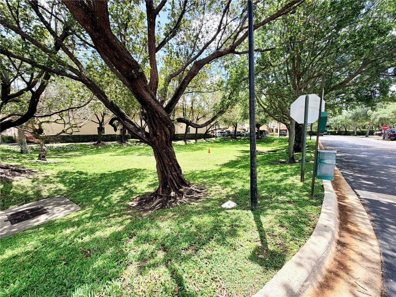 5747 Isles Cir, Unit 5747, Tamarac, FL 33321 Photo