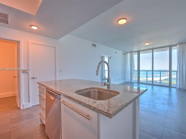 888 Biscayne Blvd, Unit 2410, Miami, FL 33132