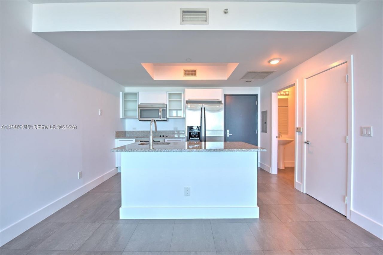 888 Biscayne Blvd, Unit 2410, Miami, FL 33132 Photo