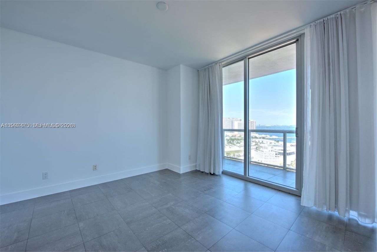 888 Biscayne Blvd, Unit 2410, Miami, FL 33132 Photo