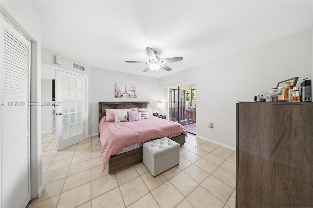 12984 SW 88th Ln, Unit B104, Miami, FL 33186 Photo