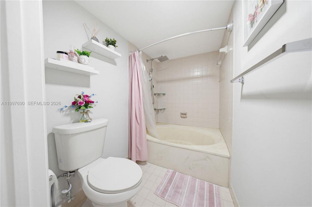 12984 SW 88th Ln, Unit B104, Miami, FL 33186 Photo