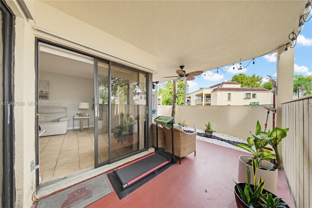 12984 SW 88th Ln, Unit B104, Miami, FL 33186 Photo