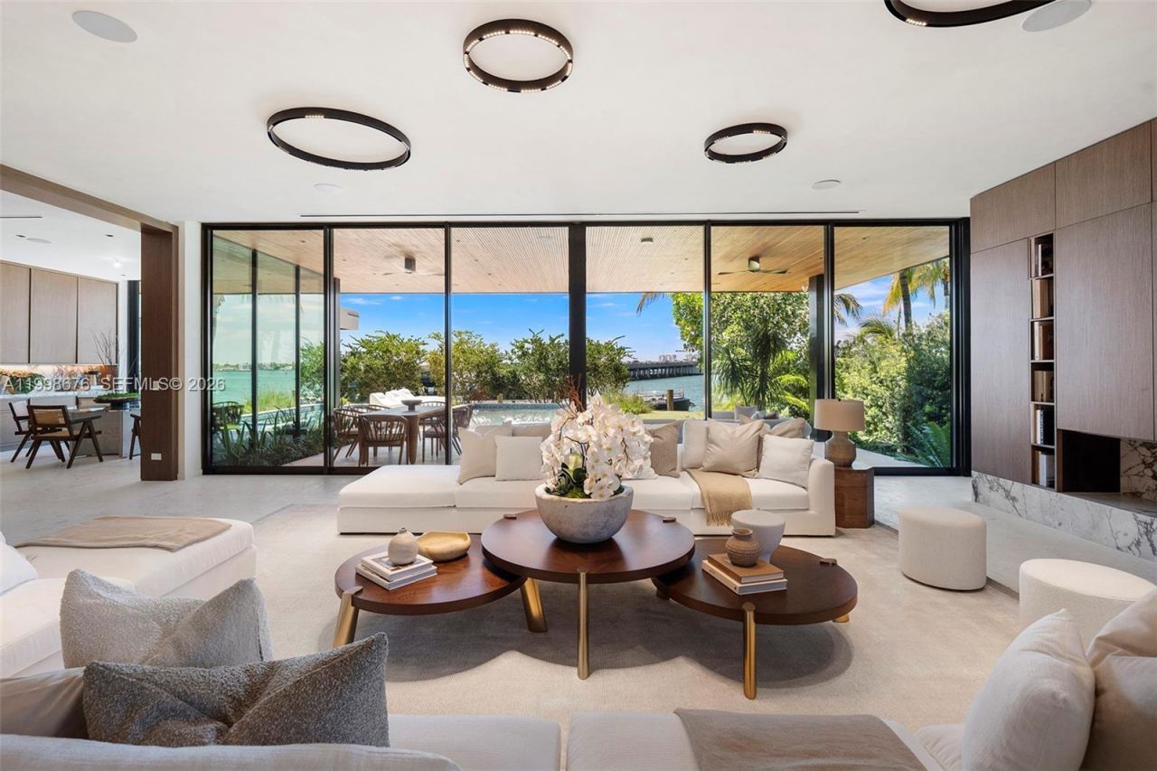 9640 W Broadview Dr, Bay Harbor Islands, FL 33154 Photo